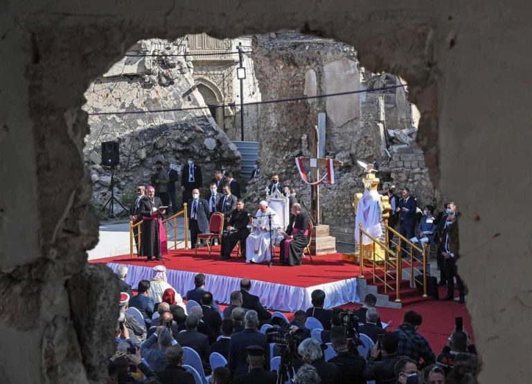 الضاري: زيارة البابا الى الموصل كشفت للعالم الواقع الظالم والمأساوي للمدينة التي عانت من التدمير بشكل كامل